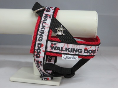 Schwarzes Gurtband mit Band The walking dog und rotem mesh. Als Bonus ein Totenkopf.